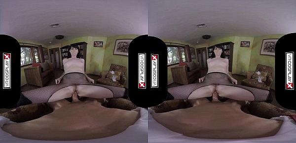  VR Cosplay X Superhero Zatanna Taking Huge Cock In Her Cunt